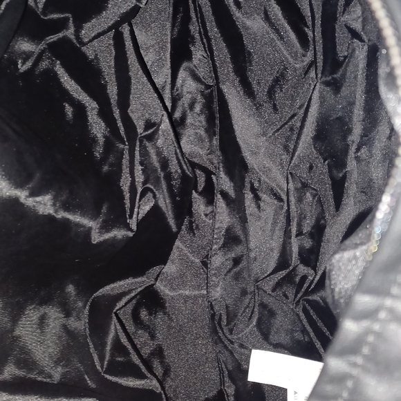 ZARA XLarge Studded Maxi Bucket Bag NWOT Never used! - Picture 5 of 5